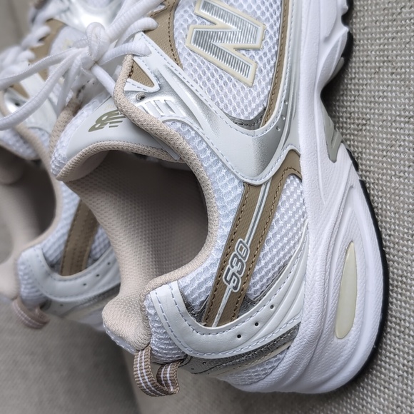 NWB - New Balance 530 Athletic Shoe Unisex - Picture 4 of 15
